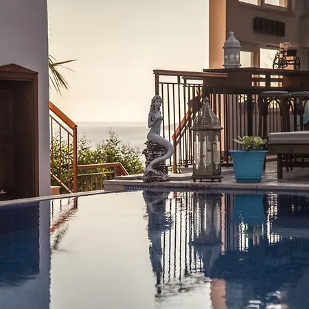 Hotel Sunset 2*
